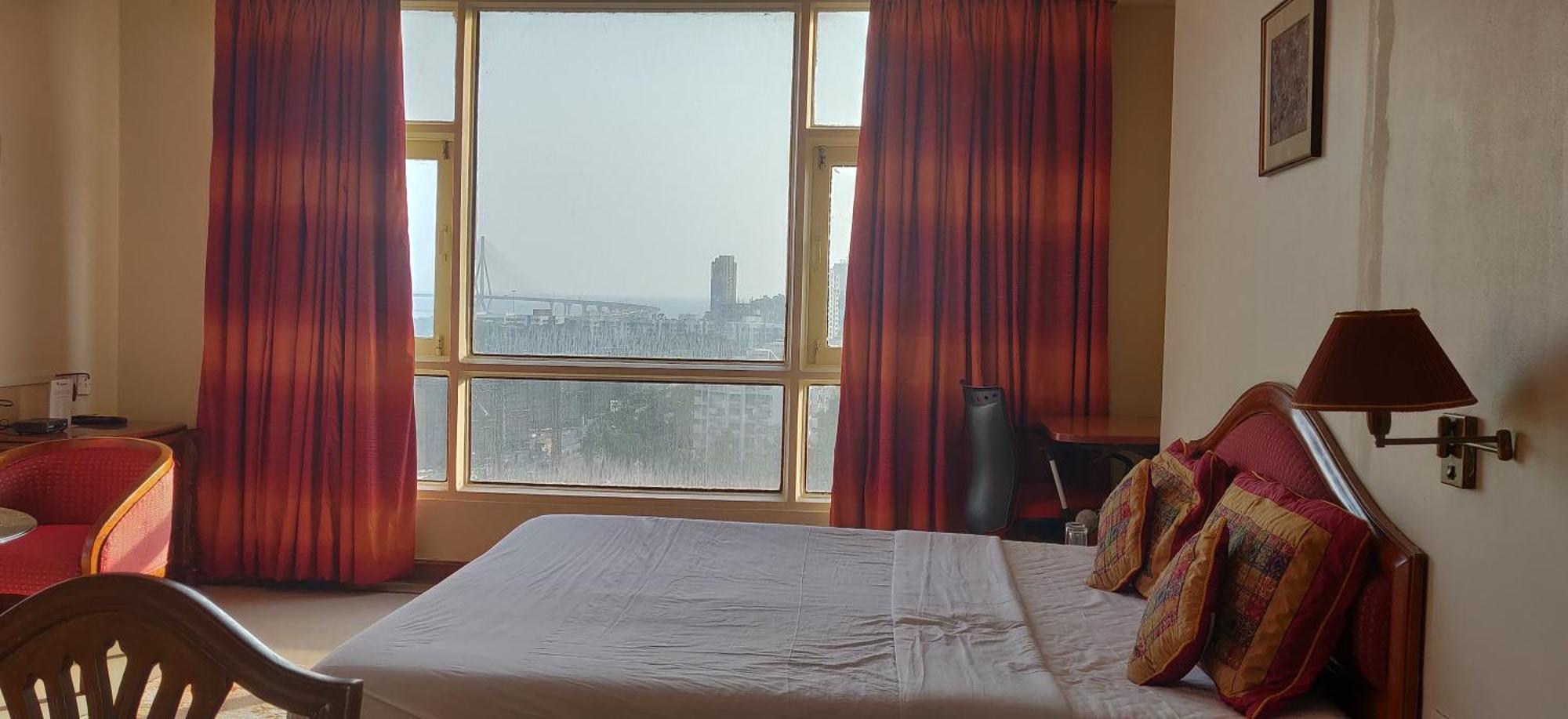 Hotel Rangsharda - Mumbai — Photos 1